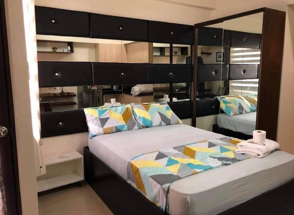 Mabolo Garden Flat A7 Near Ayala Mall Appartement Cebu Buitenkant foto