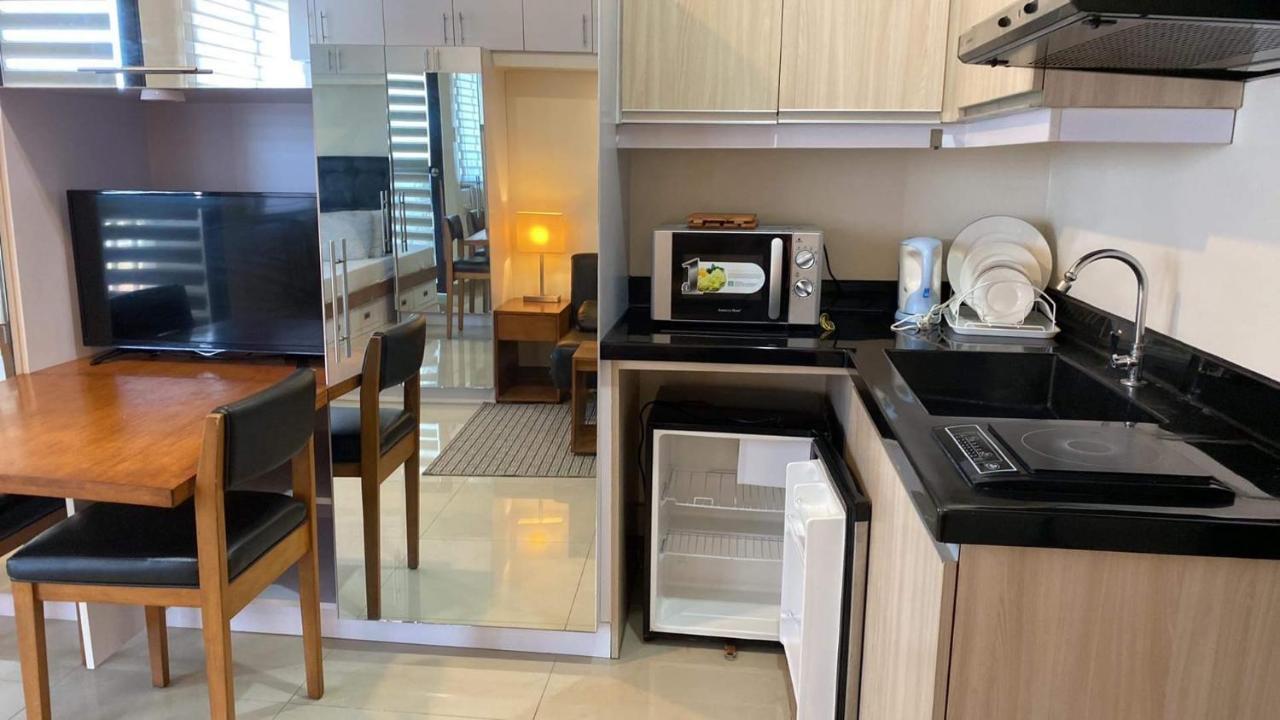 Mabolo Garden Flat A7 Near Ayala Mall Appartement Cebu Buitenkant foto