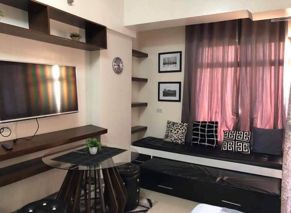 Mabolo Garden Flat A7 Near Ayala Mall Appartement Cebu Buitenkant foto
