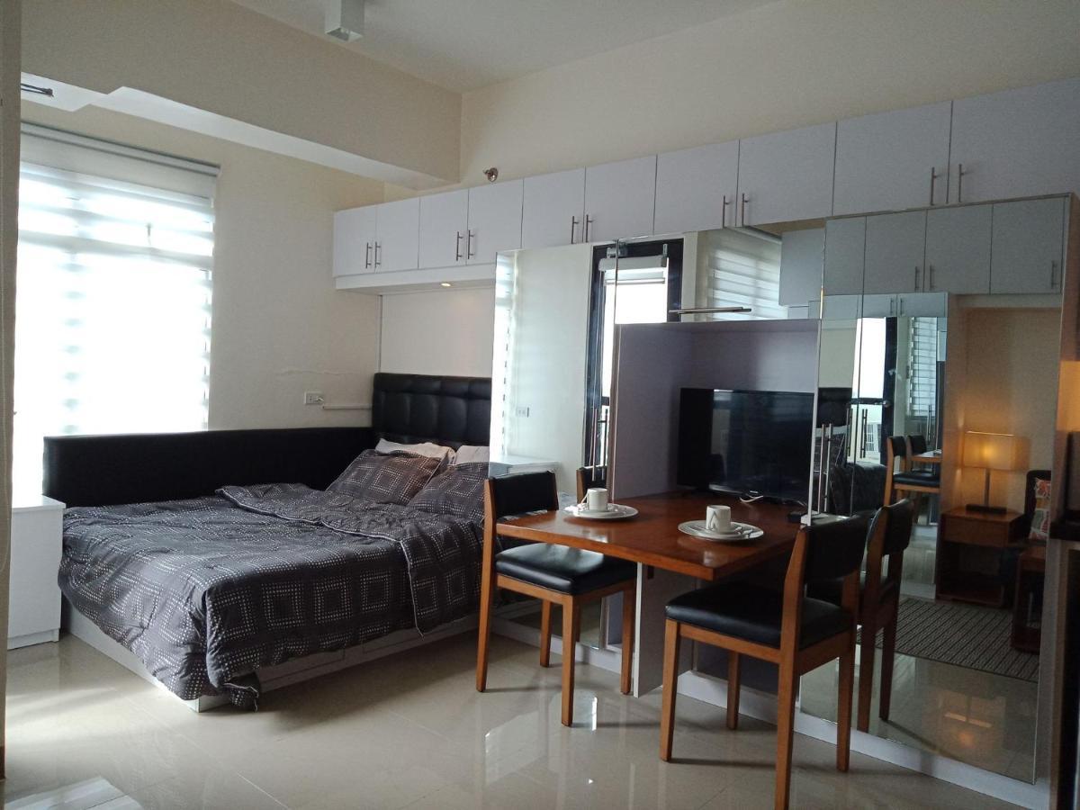 Mabolo Garden Flat A7 Near Ayala Mall Appartement Cebu Buitenkant foto