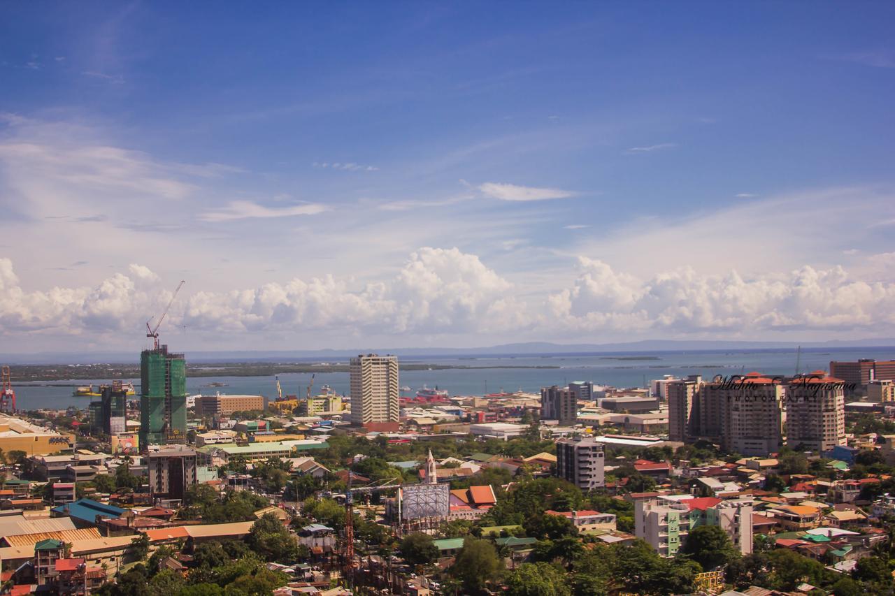 Mabolo Garden Flat A7 Near Ayala Mall Appartement Cebu Buitenkant foto